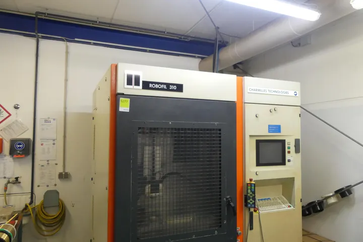 Charmilles Technology Drahterodiermaschine